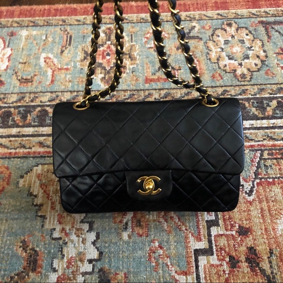 SOLD***Chanel Vintage Classic Double Flap Bag - Picture 6 of 13